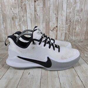 Nike Kobe Mamba Focus Basketball Shoes Low Top Performance White‎ Black 7.5